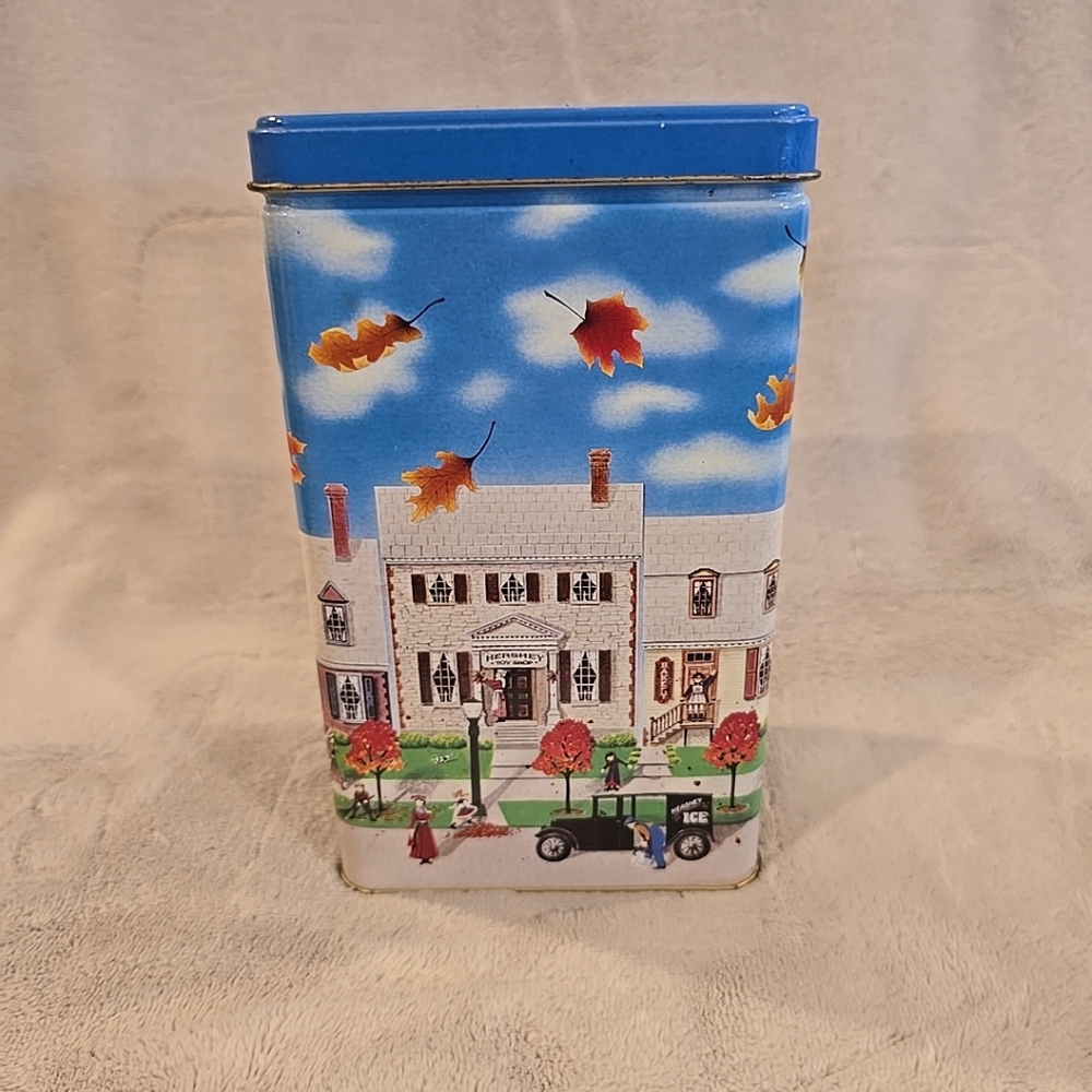 Vintage 1990  Hersheys Kisses Chocolates Park Hometown Canister #6 Tin‎ Can